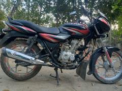 Bajaj Discover 125